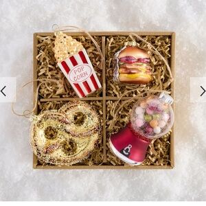 Pottery Barn Snack Ornament Box – Set of 4 NWT